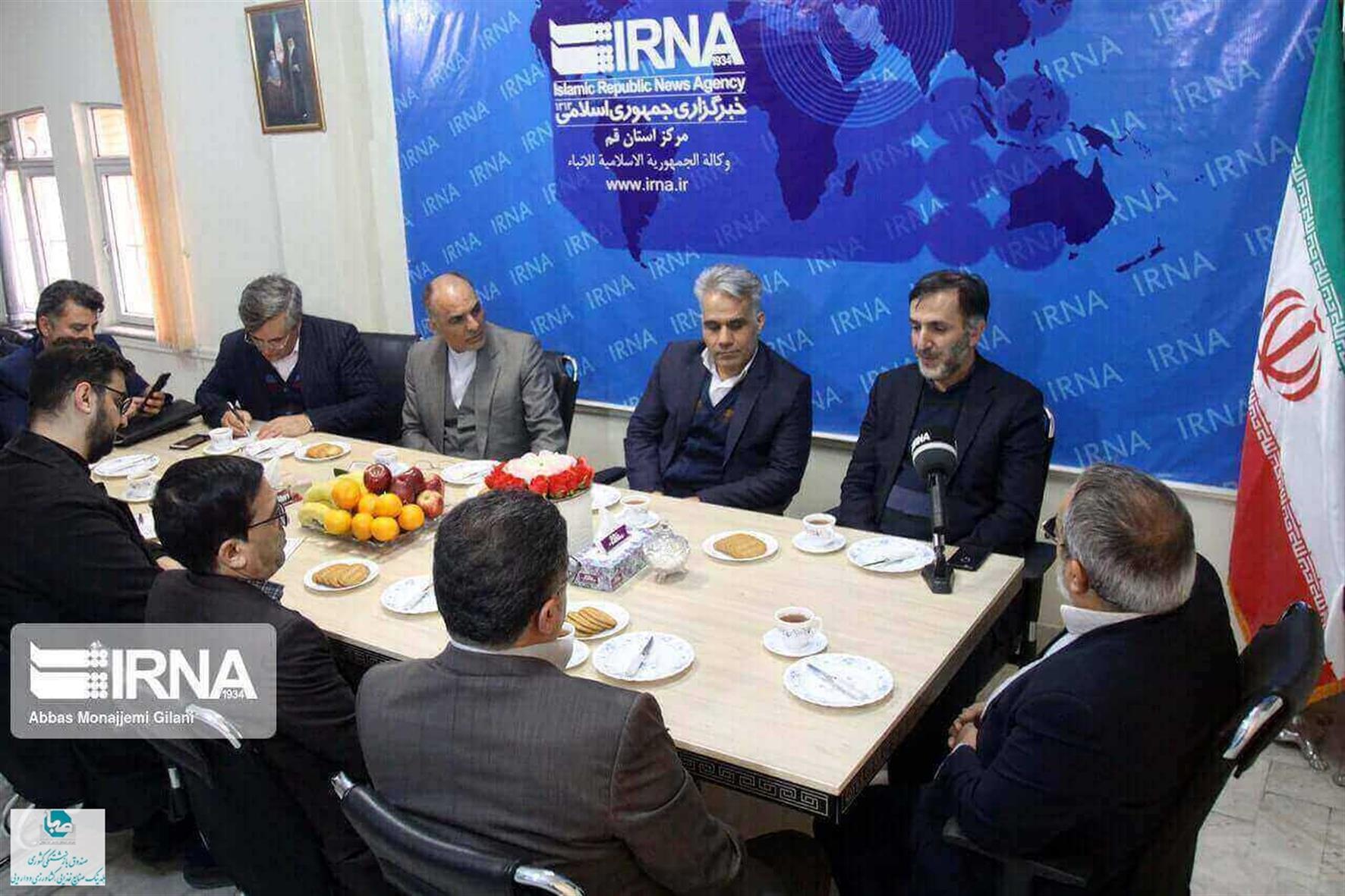 امکان صادرات ۱۰۰ میلیارد دلاری به کشورهای همسایه فراهم است